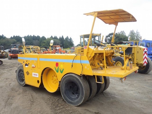 ขาย รถบด SAKAI TC6709 พร้อมใช้งาน นำเข้าเองจากประเทศญี่ปุ่น ติดต่อ 063-9316985 ID LINE : 0639316985 ครับ ขาย รถบด SAKAI TC6709 พร้อมใช้งาน นำเข้าเองจากประเทศญี่ปุ่น ติดต่อ 063-9316985 ID LINE : 0639316985 ครับ