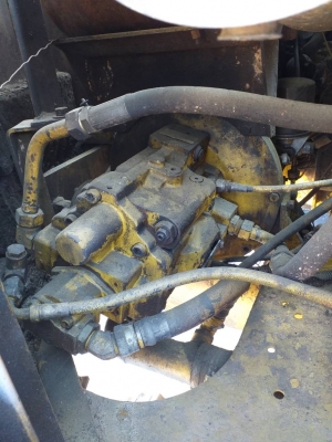 ขายรถขุด Kobelco SK60-1 ( mark 3 ) เครื่องยนต์ISUZU 4JB1 ขนาด 4 สูบ คอนโทรลสั้น(น้ำมัน) ปั้มนิ้ว แทรคเหล็ก มีเอกสารแจ้งจำหน่าย สภาพพร้อมใช้งาน ขายรถขุด Kobelco SK60-1 ( mark 3 ) เครื่องยนต์ISUZU 4JB1 ขนาด 4 สูบ คอนโทรลสั้น(น้ำมัน) ปั้มนิ้ว แทรคเหล็ก มีเอกสารแจ้งจำหน่าย สภาพพร้อมใช้งาน