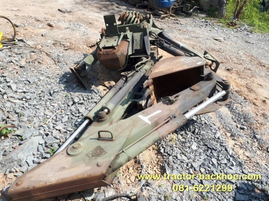 ขาย แขน บูมอาร์ม พร้อมบุ้งกี๋ ขุด ตัก อุปกรณ์ใส่ท้ายด้านหลังรถไถ แทรกเตอร์ หรือ รถตัก ขนาดตั้งแต่ 60 แรง อเนกประสงค์ เก่าญี่ปุ่น สภาพสวย