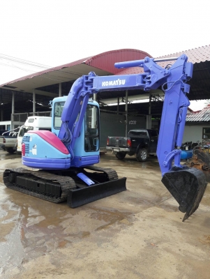 ขายรถขุด Komatsu PC50UU-2E เครื่องยนต์4D88E 4สูบ คอนโทรลน้ำมัน ปั้มนิ้ว แทรคเหล็ก แขนสไลด์ รุ่นพิเศษแขนยืดเลื่อนได้ ถังทรายพิเศษ มีตู้(เก๋ง) เร่งไฟฟ้า รถเก่านอก มีเอกสาร