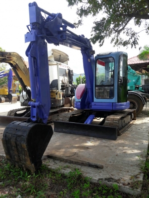 ขายรถขุด Komatsu PC50UU-2E เครื่องยนต์4D88E 4สูบ คอนโทรลน้ำมัน ปั้มนิ้ว แทรคเหล็ก แขนสไลด์ รุ่นพิเศษแขนยืดเลื่อนได้ ถังทรายพิเศษ มีตู้(เก๋ง) เร่งไฟฟ้า รถเก่านอก มีเอกสาร