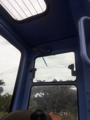 ขายรถขุด Komatsu PC50UU-2E เครื่องยนต์4D88E 4สูบ คอนโทรลน้ำมัน ปั้มนิ้ว แทรคเหล็ก แขนสไลด์ รุ่นพิเศษแขนยืดเลื่อนได้ ถังทรายพิเศษ มีตู้(เก๋ง) เร่งไฟฟ้า รถเก่านอก มีเอกสาร