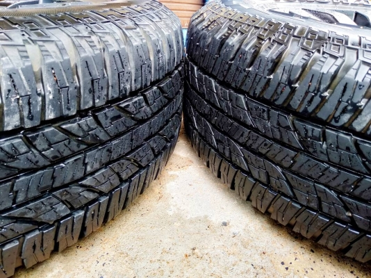 ล้อแม็กรีโว่ ขอบ17 6รู139.7 พร้อมยางโยโกฮาม่า AT 265/65R17 ปี17 ชุด4ล้อ