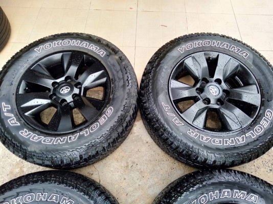 ล้อแม็กรีโว่ ขอบ17 6รู139.7 พร้อมยางโยโกฮาม่า AT 265/65R17 ปี17 ชุด4ล้อ