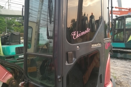 ถึงไทยแล้วจ้า KOMATSU PC 30MR-3 นำเข้าจากญี่ปุ่นโดยตรง ชั่วโมงทำงานน้อย พร้อมตู้เก๋งสวยๆ โทร.090-986-2521 อ๊อบ