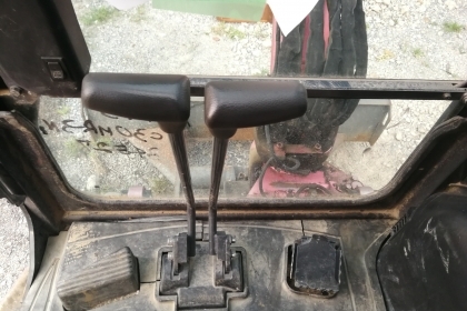 ถึงไทยแล้วจ้า KOMATSU PC 30MR-3 นำเข้าจากญี่ปุ่นโดยตรง ชั่วโมงทำงานน้อย พร้อมตู้เก๋งสวยๆ โทร.090-986-2521 อ๊อบ