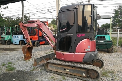 ถึงไทยแล้วจ้า KOMATSU PC 30MR-3 นำเข้าจากญี่ปุ่นโดยตรง ชั่วโมงทำงานน้อย พร้อมตู้เก๋งสวยๆ โทร.090-986-2521 อ๊อบ