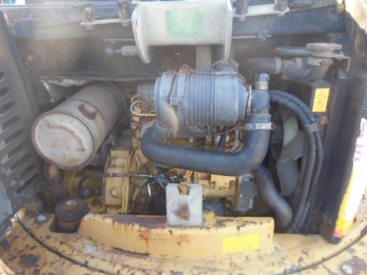 ขายรถแบคโฮ CATERPILLAR 303 (มีหัวแย็กปูน พร้อมบุ้งกี๋) ขายรถแบคโฮ CATERPILLAR 303 (มีหัวแย็กปูน พร้อมบุ้งกี๋)