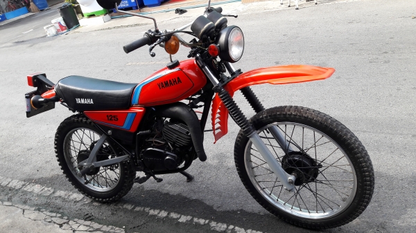 ขายรถ dt 125 mono อาร์มเหลี่ยม เอกสารครบ โอนได้