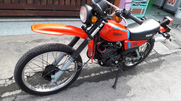 ขายรถ dt 125 mono อาร์มเหลี่ยม เอกสารครบ โอนได้