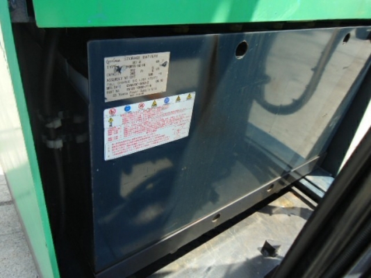 รถยกไฟฟ้ายืนขับ โตโยต้ารุ่น 7 น้ำหนักยก 1.5 ตัน เสาสูง 4 เมตร รถนอกนำเข้า