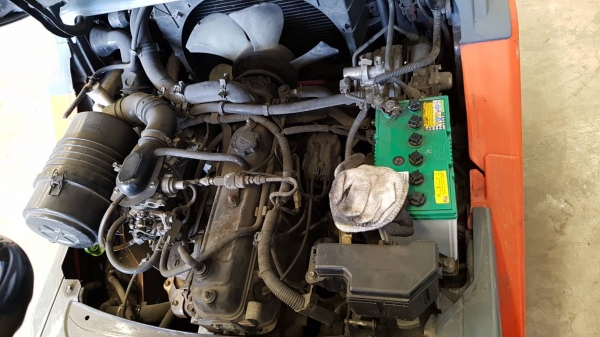 ขายรถยกToyota 8FG2.5ตัน เกียร์ออโต้ เสาสูง 3เมตร เข้าตู้ มีอุปกรณ์ พิเศษไซด์ชิฟ ด่วน