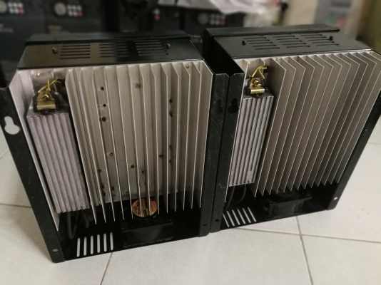 อินเวอร์เตอร์ปรับรอบมอเตอร์3แรง 2.2kwใช้ไฟเข้า1เฟสออก3เฟส