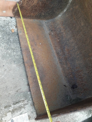 ขายบุ้งกี๋รถสำหรับขุดขนาด 40-50-60   รูสลัก 45 มิล ซอกแขน 15.5 ซม.  ปากบุ้งกี๋ 79 ซม. สินค้าเก่านอก ยังไม่เคยใช้งานในไทย