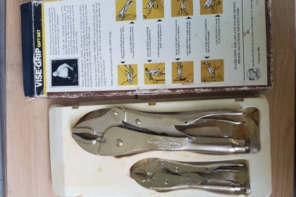ขายคีมล็อกชุด2ตัว VISE GIRP 10Wr &7Wr MADE IN USA. ใหม่เก่าเก็บ ขายคีมล็อกชุด2ตัว VISE GIRP 10Wr &7Wr MADE IN USA. ใหม่เก่าเก็บ
