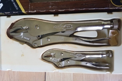 ขายคีมล็อกชุด2ตัว VISE GIRP 10Wr &7Wr MADE IN USA. ใหม่เก่าเก็บ ขายคีมล็อกชุด2ตัว VISE GIRP 10Wr &7Wr MADE IN USA. ใหม่เก่าเก็บ