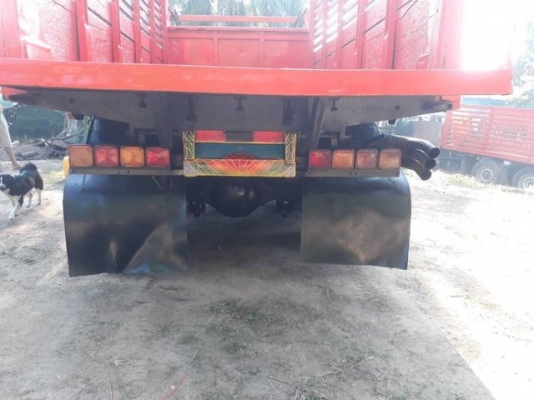 หัวยาว สองเพลาดั้มท์  เครื่อง EH700 สโลกลาง รถตามภาพ ราคา 300,000 บาท