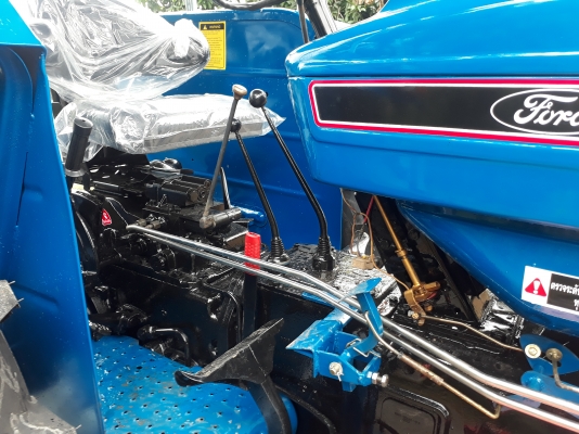 ขายฟอดร์ 7610 คาราโล่สองเพา เกียรกลาง เอกสารอินวอย