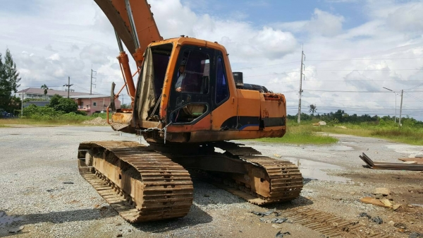 มี VDO ให้ชม.รถแบคโฮ DOOSAN 220 LC-6 เอกสารอินวอย ราคา 450000
