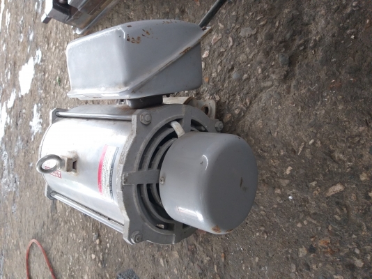 ขาย มอเตอร์ มิตซู 3 แรง 220 v สภาพสวย 4500 บาท