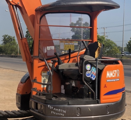ขายรถขุด MITSUBISHI MM57SR คอลโทรลสั้น ปั๊มนิ้ว นำเข้าเองจากญี่ปุ่น สภาพสวยพร้อมใช้ มีVDOการทำงานครับ ขายรถขุด MITSUBISHI MM57SR คอลโทรลสั้น ปั๊มนิ้ว นำเข้าเองจากญี่ปุ่น สภาพสวยพร้อมใช้ มีVDOการทำงานครับ