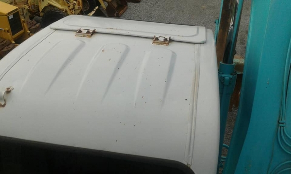 KOBELCO-SK135SR-1E《เก่านอกญี่ปุ่น》 อามร์ยาว@1,570,000สนใจโทร081-989-1989 หรั่งครับ