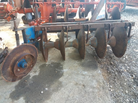 ขายผาน LCS 5&times;18 ขายตามสภาพ  ราคา 14,000 บาท  สนใจสอบถาม 084-9997463