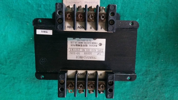 หม้อแปลงไฟ เข้า 100,110v ออก 200,220v ขนาด 500 va