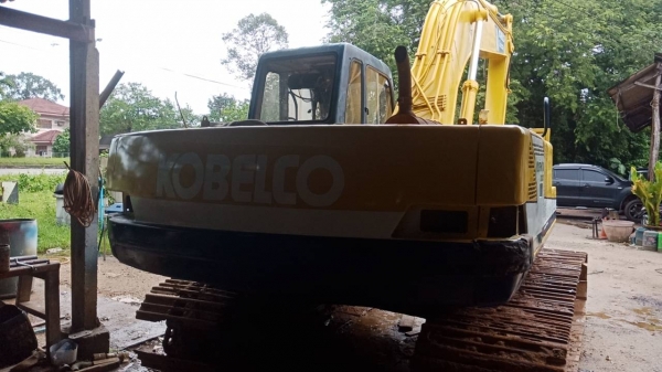 ขายแบคโฮKOBELCO.SK200-/// สภาพสวยพร้อมใช้เต็มทุกระบบเอกสารอินวอยราคา 700,000 ขายแบคโฮKOBELCO.SK200-/// สภาพสวยพร้อมใช้เต็มทุกระบบเอกสารอินวอยราคา 700,000
