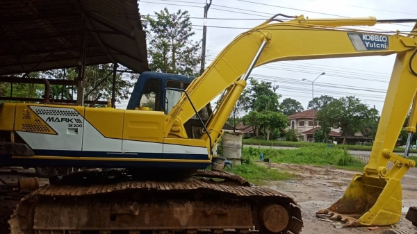 ขายแบคโฮKOBELCO.SK200-/// สภาพสวยพร้อมใช้เต็มทุกระบบเอกสารอินวอยราคา 700,000