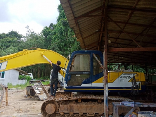 ขายแบคโฮKOBELCO.SK200-/// สภาพสวยพร้อมใช้เต็มทุกระบบเอกสารอินวอยราคา 700,000