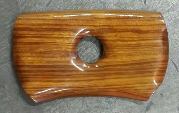 ไม้ที่กดแตร รุ่น W123-140-126-124 อันละ 800 บ.ติดต่อ 081-8319979