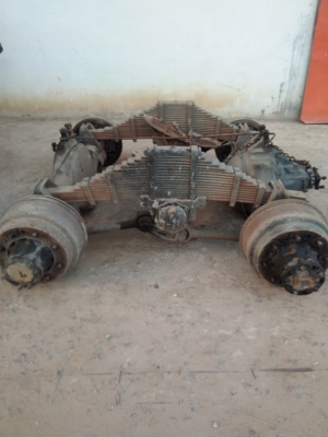 ขาย35000บาทเฟืองท้ายสิบล้อฮีโน่F17ถอดใหม่ครับพอดีอยากเปลี่ยนเป็นสองเพลาครับราคาต่อรองใด้ครับโทร098-0972587ครับ