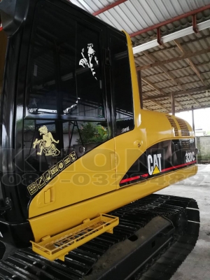 ขายด่วน รถแบคโฮ cat320c อินเตอร์คูเลอร์ รถใช้งาน18000ชม สวยงาม ทะเบียนพร้อม ขาย 1550000 บาท ขายด่วน รถแบคโฮ cat320c อินเตอร์คูเลอร์ รถใช้งาน18000ชม สวยงาม ทะเบียนพร้อม ขาย 1550000 บาท