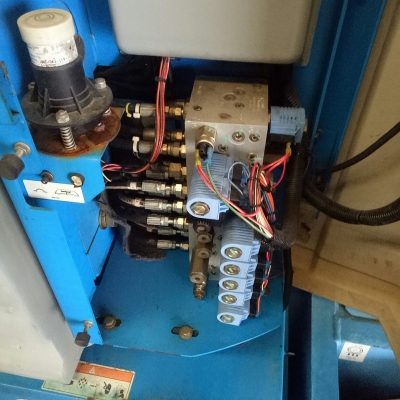 รถกระเช้าเก่านอก Genie Z30/20 สนใจโทร 061-4194021 ภู