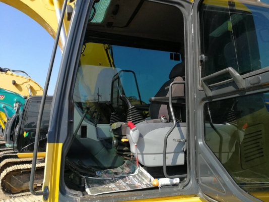 ขาย!! >>> Komatsu Pc130 รุ่น 7 สภาพพร้อมลุยงาน มีลายหัวเจาะ <<<  เบอร์ติดต่อ 098-7155789 086-4631102