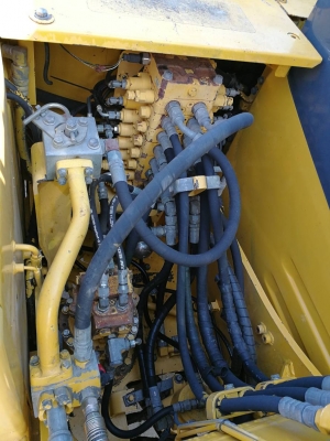 ขาย!! >>> Komatsu Pc130 รุ่น 7 สภาพพร้อมลุยงาน มีลายหัวเจาะ <<<  เบอร์ติดต่อ 098-7155789 086-4631102