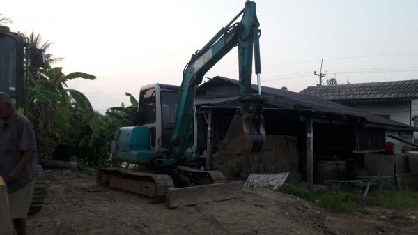 ขาย!! >>> Komatsu Pc40 รุ่น 7 ระบบไว เอกสารใบซื้อขาย มีวีดีโอให้ชม <<< เบอร์ติดต่อ 098-7155789 086-4631102 ขาย!! >>> Komatsu Pc40 รุ่น 7 ระบบไว เอกสารใบซื้อขาย มีวีดีโอให้ชม <<< เบอร์ติดต่อ 098-7155789 086-4631102