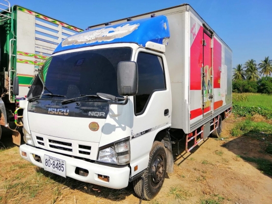 ขายรถ 6 ล้อ ตู้แห้ง กว้าง 2.30 ยาว 5.50 สูง 2เมตร ขายรถ 6 ล้อ ตู้แห้ง กว้าง 2.30 ยาว 5.50 สูง 2เมตร