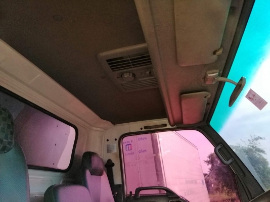 ขายรถ 6 ล้อ ตู้แห้ง กว้าง 2.30 ยาว 5.50 สูง 2เมตร