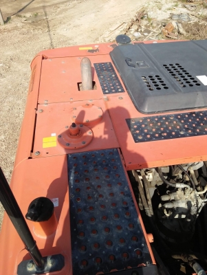 ขายรถแบคโฮ ฮิตตาชิ ZX2005G รถห้าง สภาพใหม่พร้อมใช้งาน ขายรถแบคโฮ ฮิตตาชิ ZX2005G รถห้าง สภาพใหม่พร้อมใช้งาน