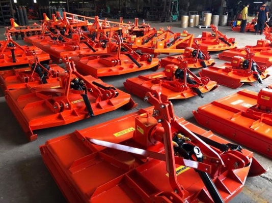 ที่ตัดหญ้า1.35ม ของใหม่ มีรับประกัน