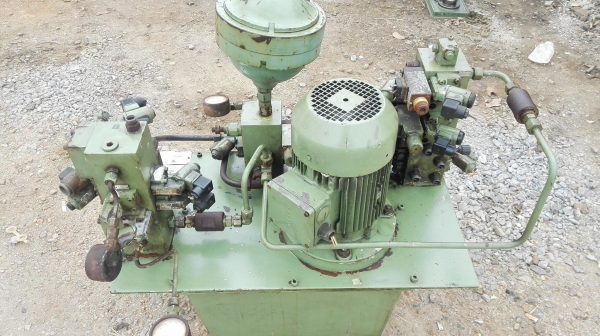 ชุดพาวเวอร์ยูนิตเยอรมัน LUKAS GERMANY ขนาด 4 HP 380V ถังจุ 50 ลิตร เพลสเชอร์ 210 bar ชุดพาวเวอร์ยูนิตเยอรมัน LUKAS GERMANY ขนาด 4 HP 380V ถังจุ 50 ลิตร เพลสเชอร์ 210 bar