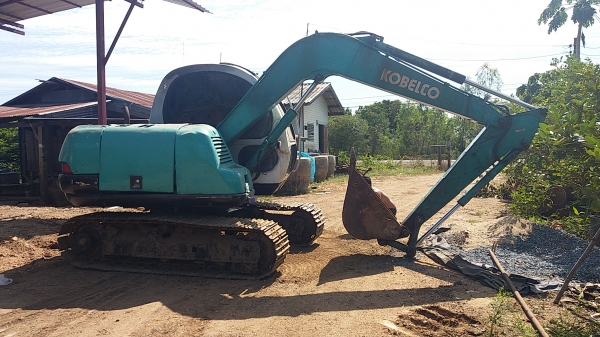 ขาย 530,000 KOBELCO sk 60-5 super ไฟฟ้าครบ เครื่องดี ปั้มแรง เอวแน่น ช่วงล่างเต็ม แอร์หนาว เอกสารอินวอยทร์ รถสวยพร้อมใช้ รถอยู่ นครสวรรค์  090-772-3710 090-772-3708
