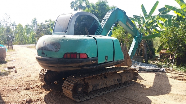 ขาย 530,000 KOBELCO sk 60-5 super ไฟฟ้าครบ เครื่องดี ปั้มแรง เอวแน่น ช่วงล่างเต็ม แอร์หนาว เอกสารอินวอยทร์ รถสวยพร้อมใช้ รถอยู่ นครสวรรค์  090-772-3710 090-772-3708