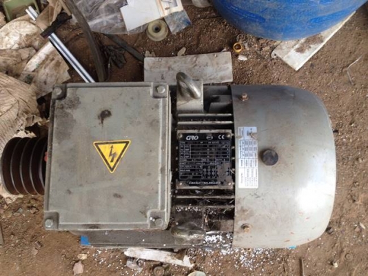 มอเตอร์ 7.5kw 6pole 3P