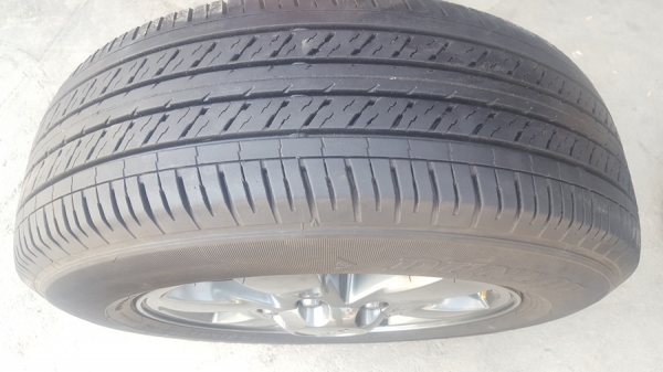 ขายล้อISUZU D-MAX ขอบ16สีกัล ยาง215/65/16 ปี 17 4 ล้อ ขายล้อISUZU D-MAX ขอบ16สีกัล ยาง215/65/16 ปี 17 4 ล้อ