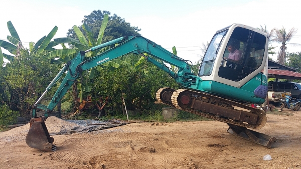 ขาย 425,000  เครื่องดี ปั้มแรง เอวแน่น ช่วงล่างเต็ม แอร์หนาว เอกสารอินวอยทร์ รถสวยพร้อมใช้ รถอยู่ นครสวรรค์  090-772-3710 090-772-3708