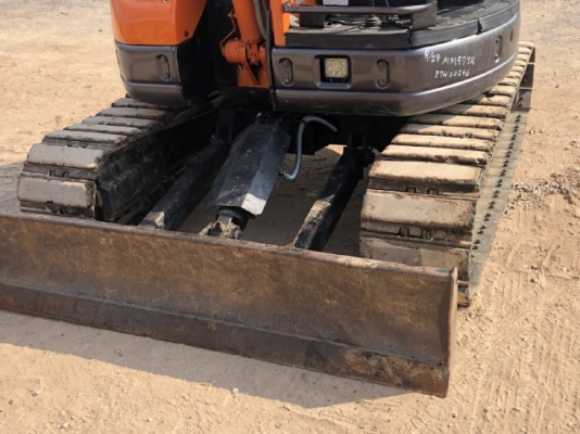 ขายรถขุด MITSUBISHI MM57SR คอลโทรลสั้น ปั๊มนิ้ว นำเข้าเองจากญี่ปุ่น สภาพสวยพร้อมใช้ มีVDOการทำงานครับ