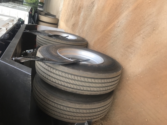 อีซุซุ360 ปี55 แม่-ลูก ดั้มสามมิตร อีซุซุ360 ปี55 แม่-ลูก ดั้มสามมิตร